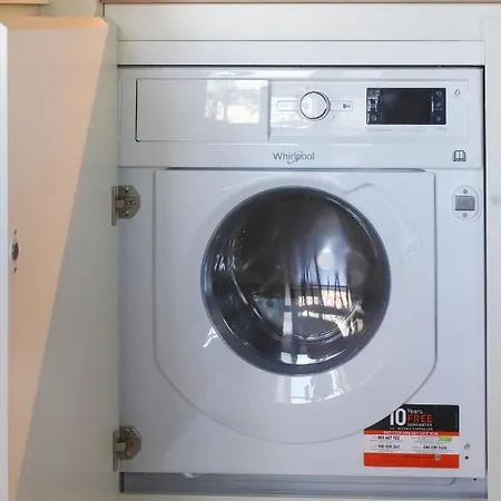 아파트 Hm - Infante Riverside N